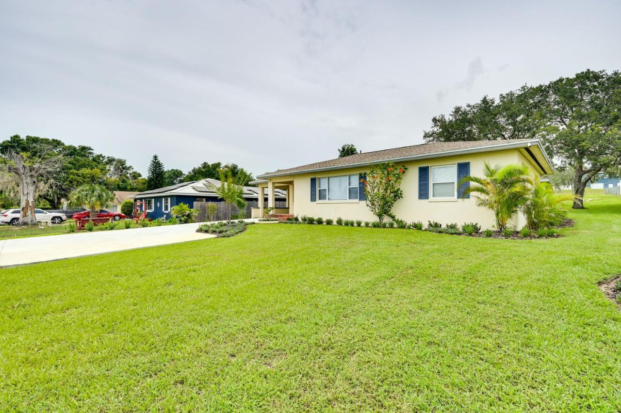 Sunny Lake Wales Getaway - 1 Mi To Downtown Exterior photo